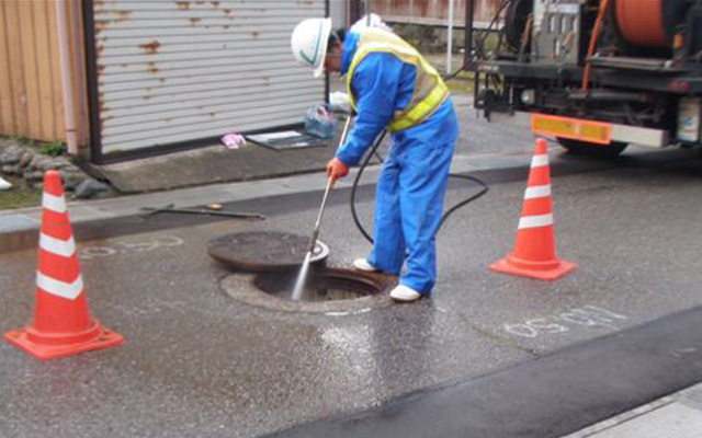 下水道管路 暗渠の清掃 調査 修繕 有限会社カナン